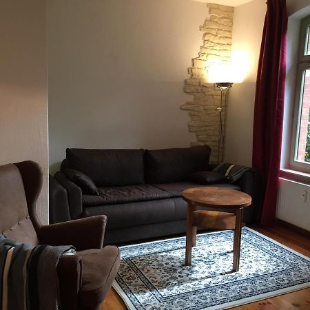 Ferienwohnung Huttenstrasse Halle Halle  Buitenkant foto