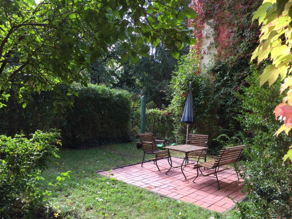 Ferienwohnung Huttenstrasse Halle Halle  Buitenkant foto